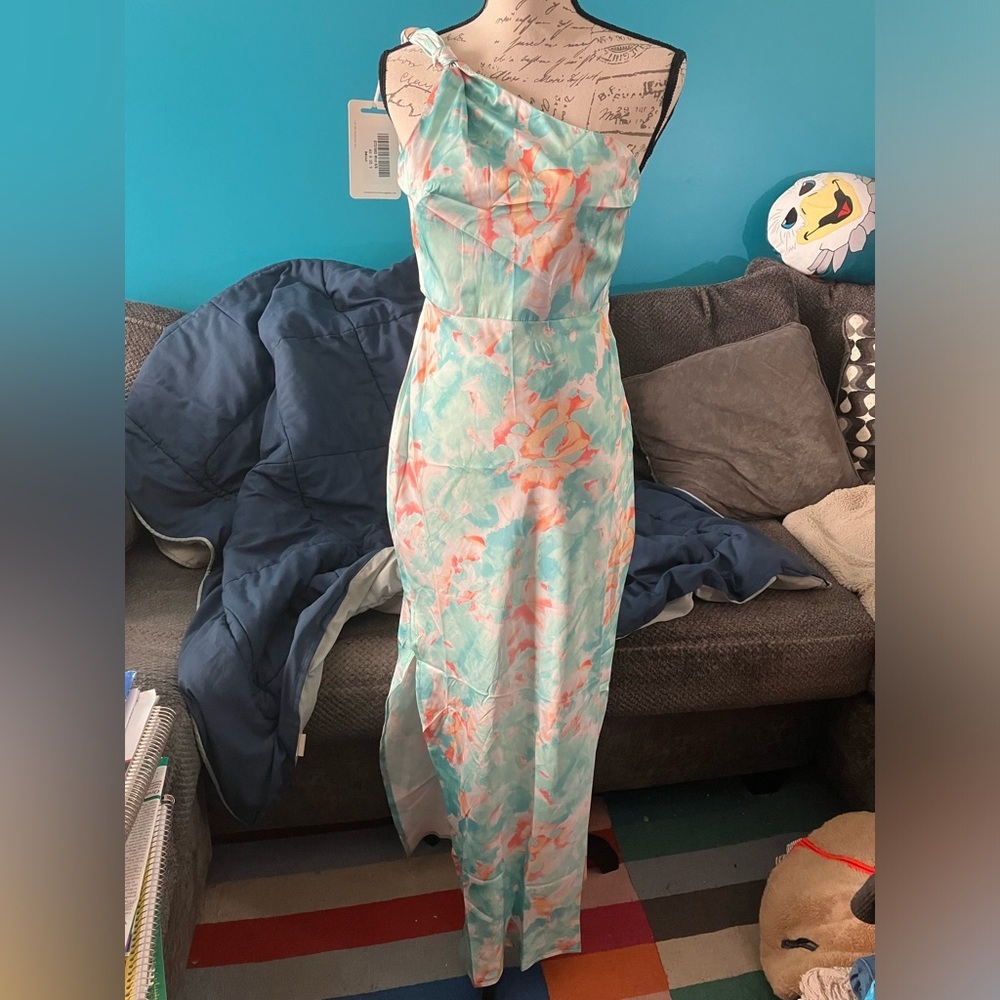 NWT Here comes the sun Portland One-Shoulder Maxi Dress Floral Mint, Small